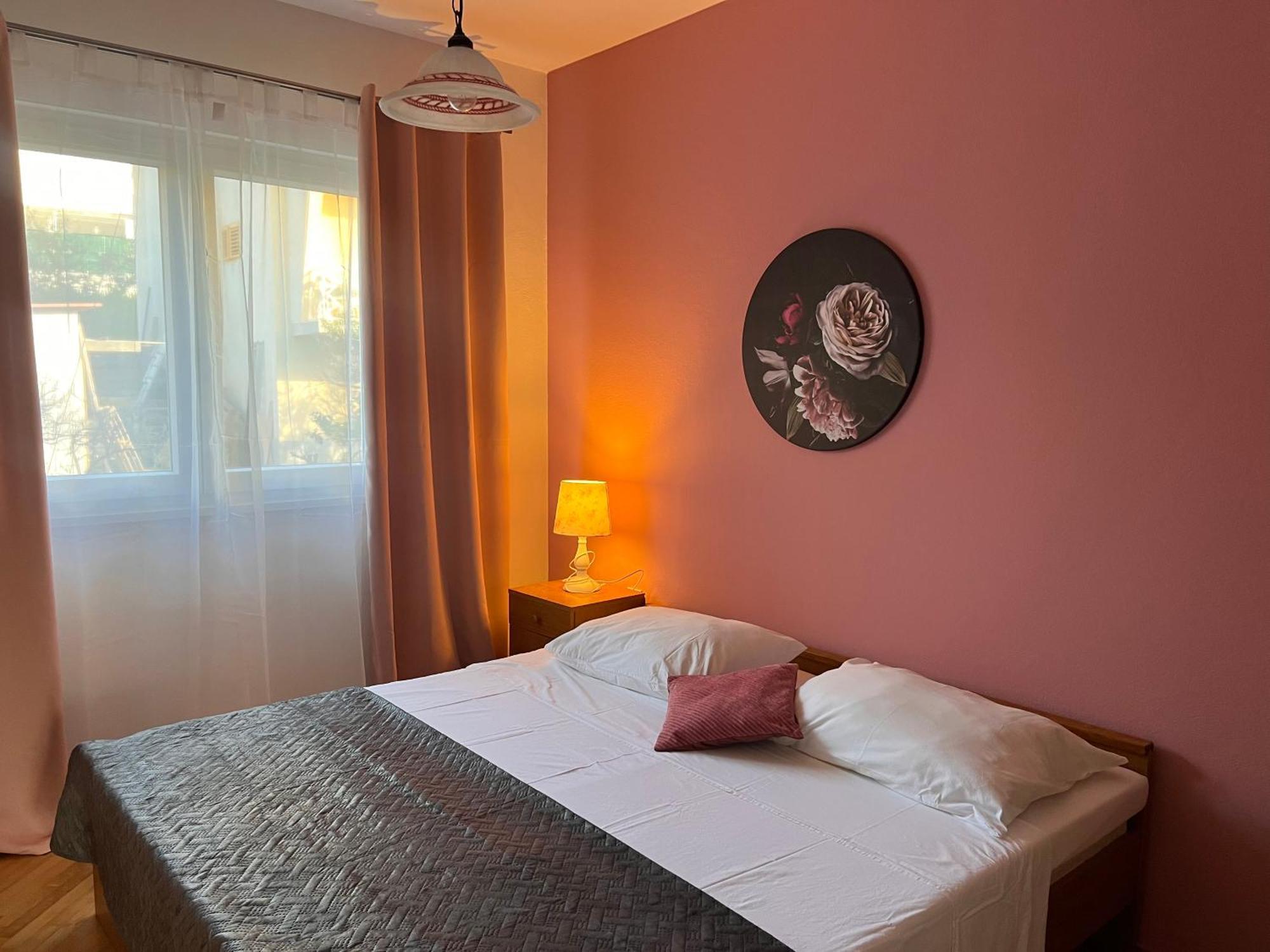 Apartments Villa Mirella 20 M From The Sea - Free Parking Trogir Buitenkant foto