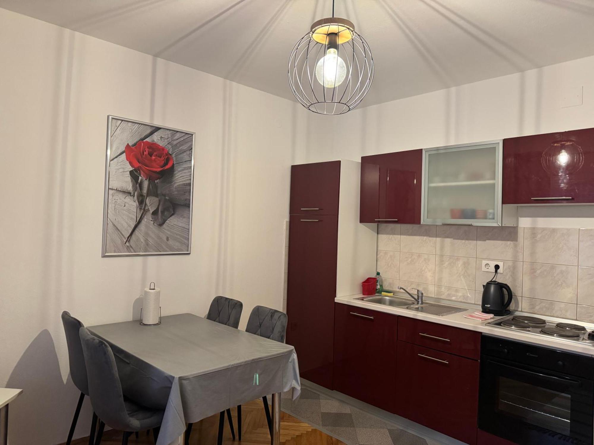 Apartments Villa Mirella 20 M From The Sea - Free Parking Trogir Buitenkant foto